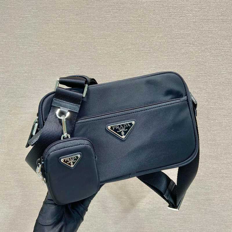 PRADA スリーインワン ショルダーバッグ ユニセックス 23×15×7cm