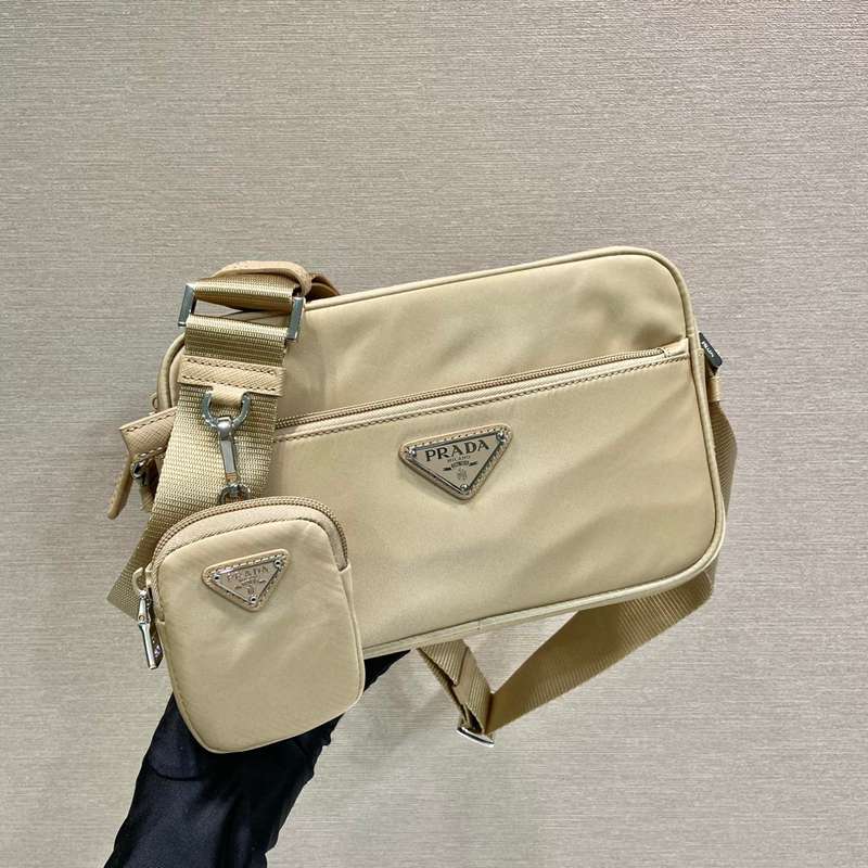 PRADA スリーインワン ショルダーバッグ ユニセックス 23×15×7cm