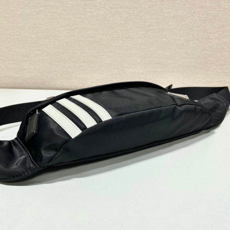 PRADA×アディダス ウエストバッグ リサイクルナイロン メンズ 26×12×7cm