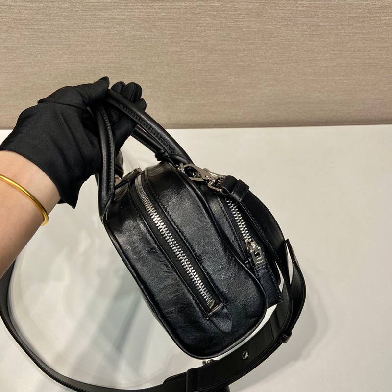 PRADA ボストンバッグ ラムスキン メンズ 24×12.5×7cm