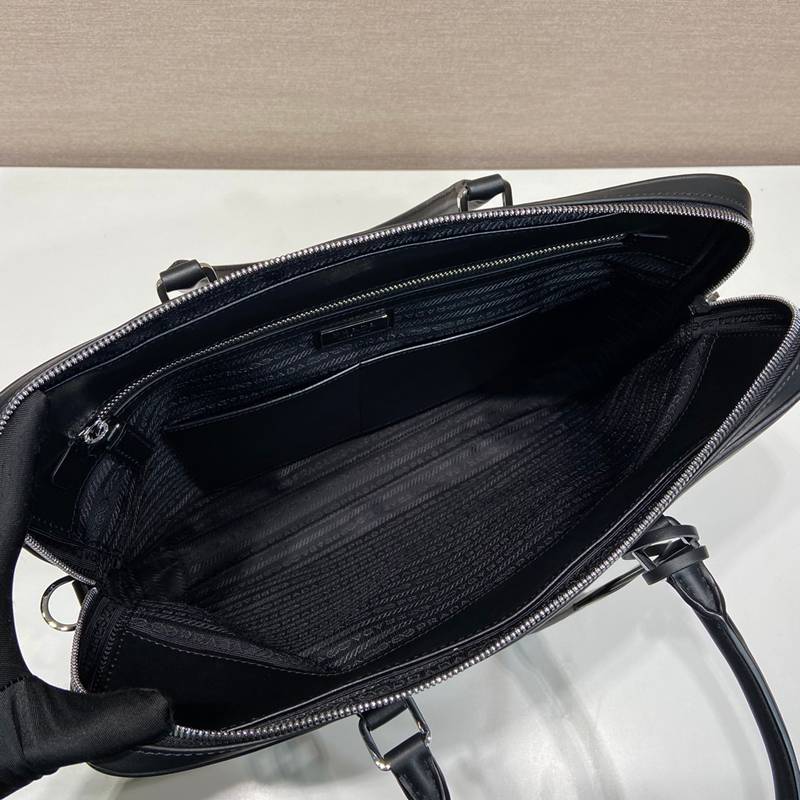 PRADA ブリーフケース ナパレザー メンズ 36×24×4cm