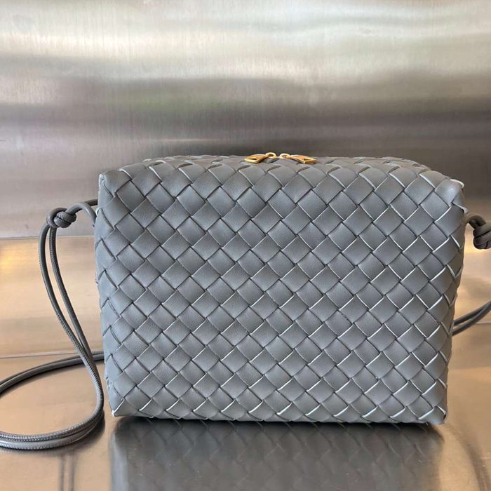 BV ショルダーバッグ レザー ハンドバッグ 25×18×11cm BV ショルダーバッグ レザー ハンドバッグ 25×18×11cm