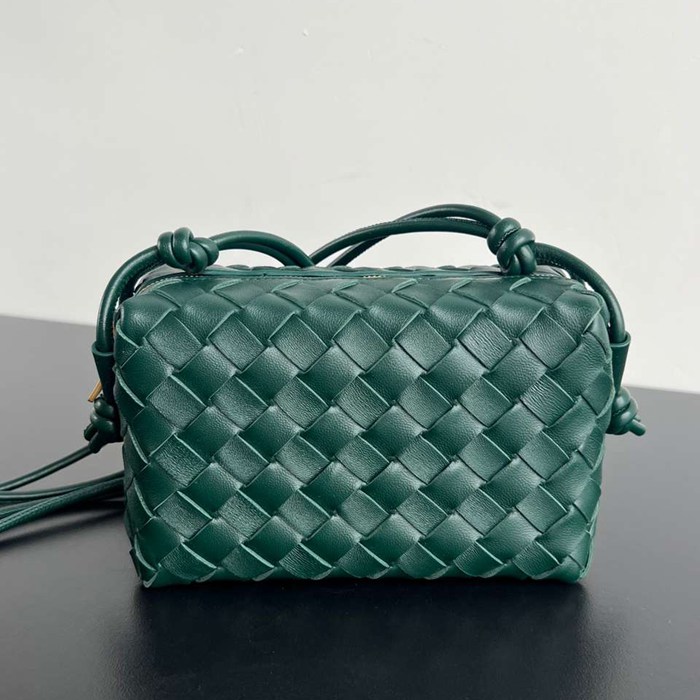 BV ショルダーバッグ レザー ハンドバッグ カメラバッグ 17×10×6cm BV ショルダーバッグ レザー ハンドバッグ カメラバッグ 17×10×6cm