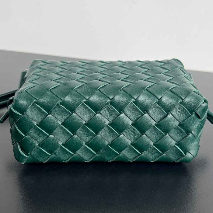 BV ショルダーバッグ レザー ハンドバッグ カメラバッグ 17×10×6cm