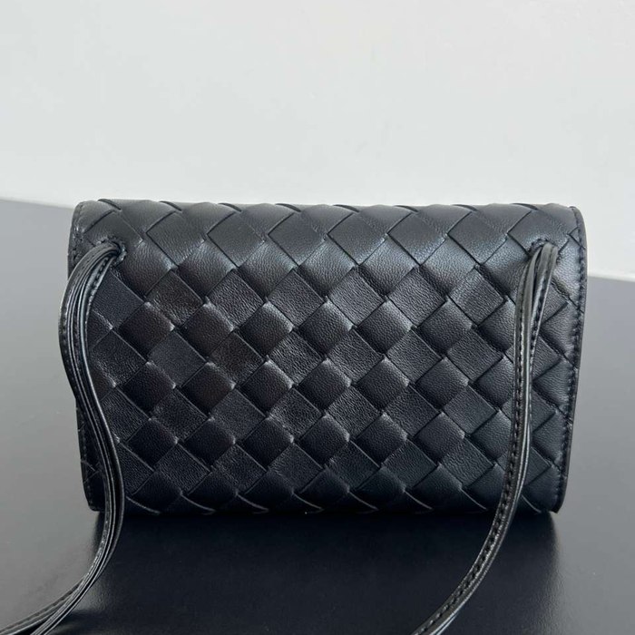 BV ショルダーバッグ レザー ハンドバッグ アンディアーモ 19×13×2cm