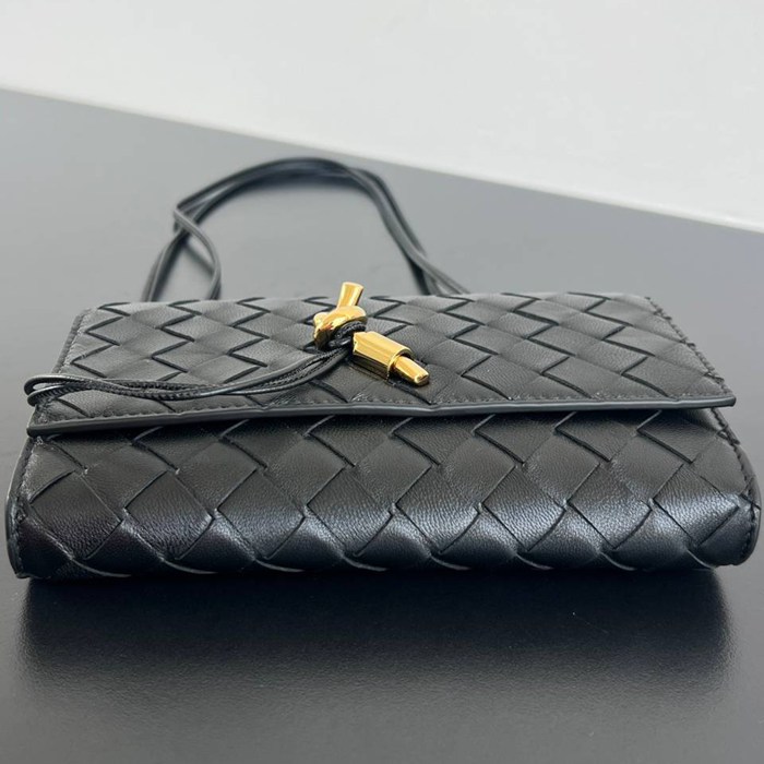 BV ショルダーバッグ レザー ハンドバッグ アンディアーモ 19×13×2cm