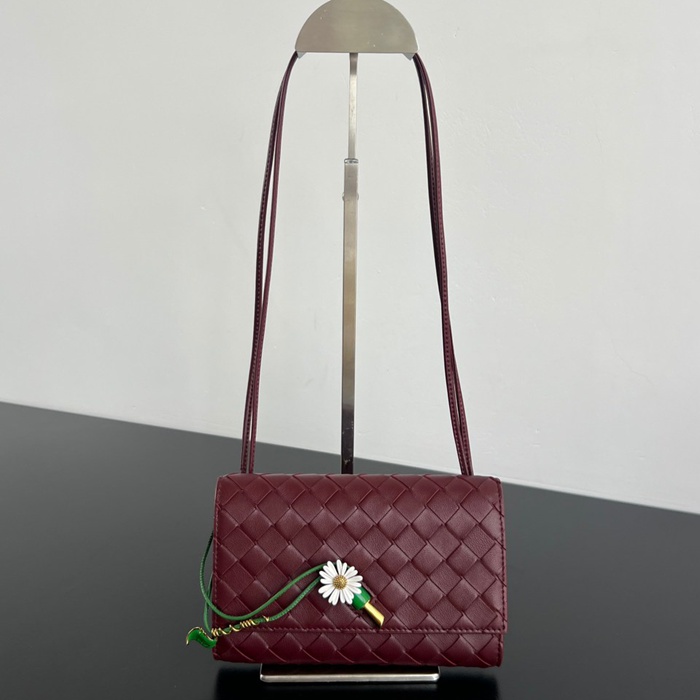 BV ショルダーバッグ レザー ハンドバッグ アンディアーモ 19×13×2cm BV ショルダーバッグ レザー ハンドバッグ アンディアーモ 19×13×2cm