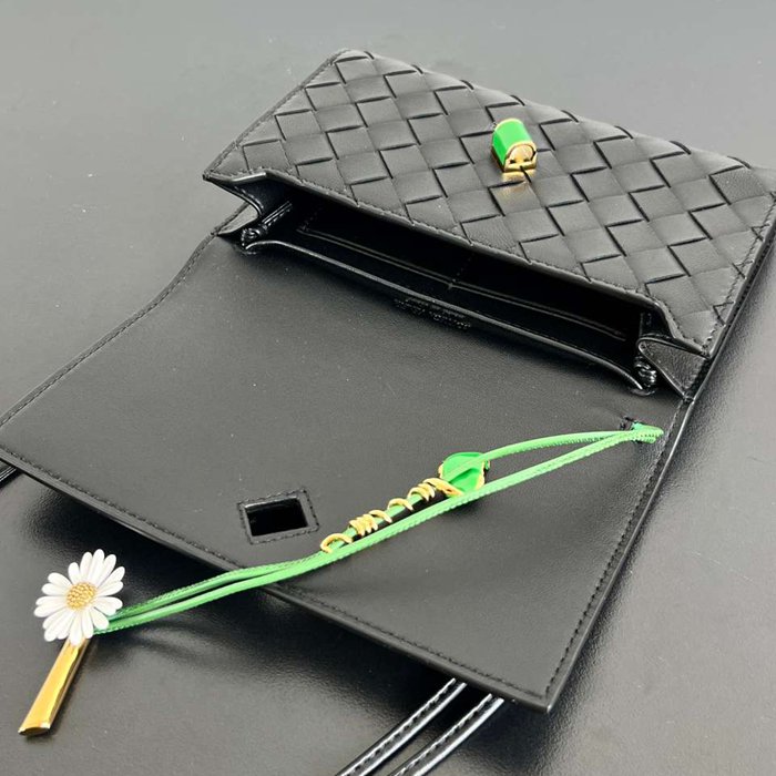 BV ショルダーバッグ レザー ハンドバッグ アンディアーモ 19×13×2cm