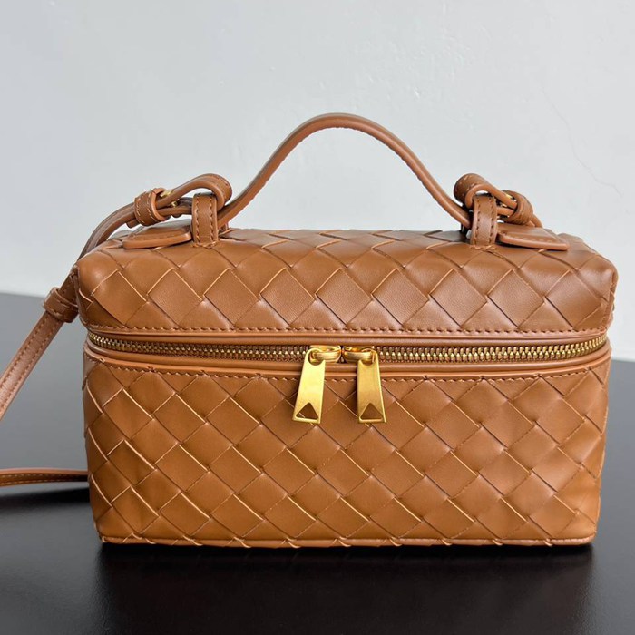 BV ショルダーバッグ レザー ポーチ 化粧ポーチ 22×12.5×5cm BV ショルダーバッグ レザー ポーチ 化粧ポーチ 22×12.5×5cm