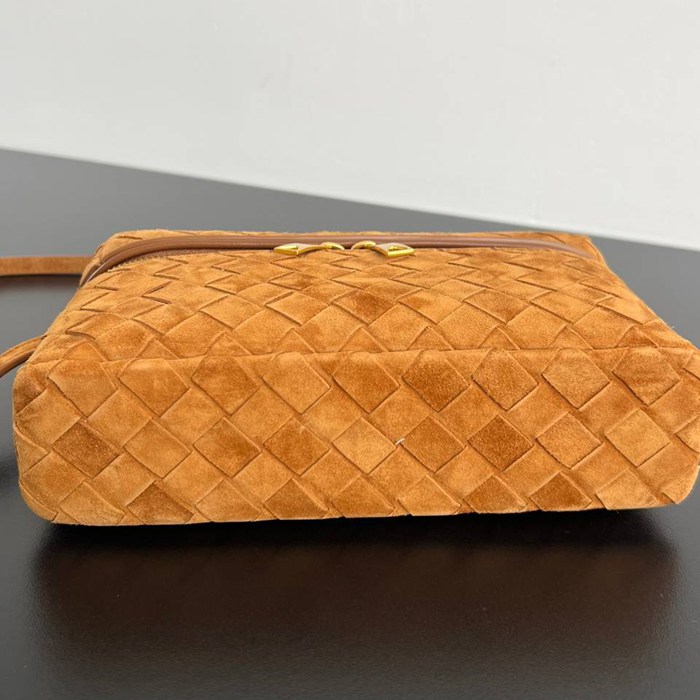 BV ショルダーバッグ スエード ポーチ 化粧ポーチ 22×12.5×5cm