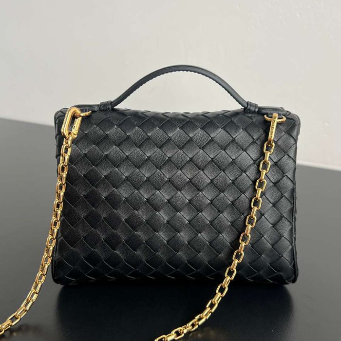BV ショルダーバッグ レザー ポーチ 化粧ポーチ 19×14×3cm