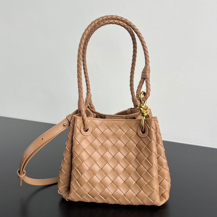BV ショルダーバッグ レザー ハンドバッグ パラシュート 21×17×16.5cm BV ショルダーバッグ レザー ハンドバッグ パラシュート 21×17×16.5cm