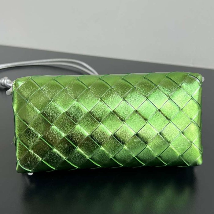 BV ショルダーバッグ レザー ハンドバッグ コンサート 18.5×11.5×8.5cm
