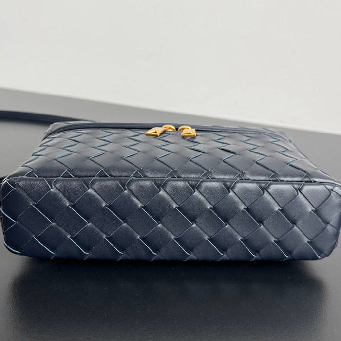 BV ショルダーバッグ レザー ポーチ 化粧ポーチ 22×12.5×5cm