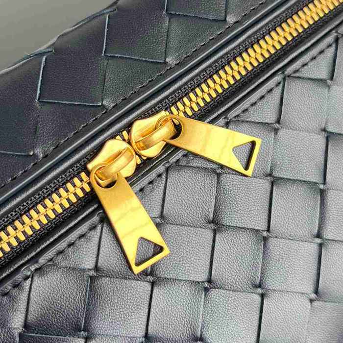 BV ショルダーバッグ レザー ポーチ 化粧ポーチ 22×12.5×5cm
