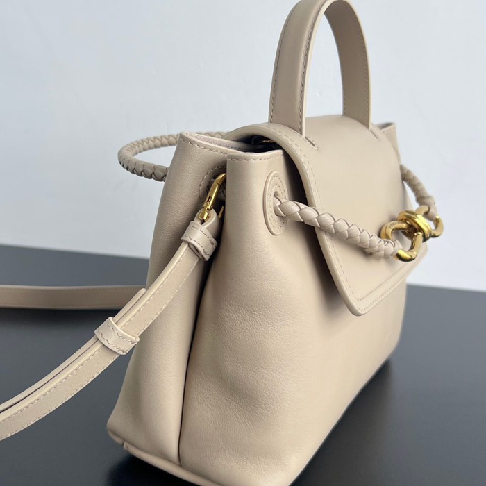 BV ショルダーバッグ レザー ハンドバッグ チャオチャオ 26×19×10.5cm