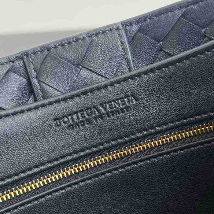 BV ショルダーバッグ レザー ハンドバッグ アンディアーモ 32.5×24×12cm
