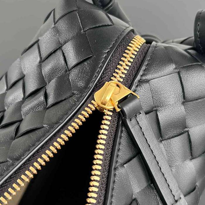 BV ショルダーバッグ レザー ハンドバッグ ループ 19×12×9cm