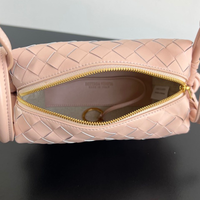BV ショルダーバッグ レザー ハンドバッグ ループ 19×12×9cm