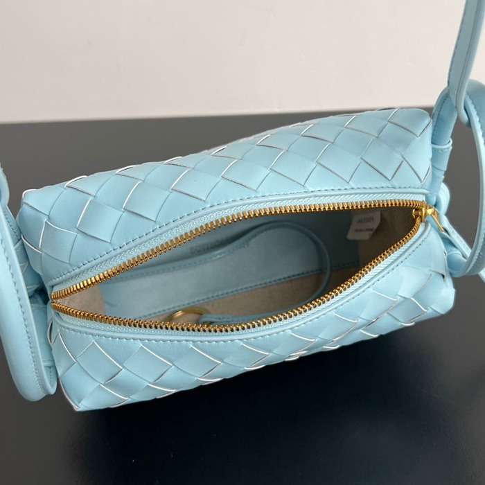 BV ショルダーバッグ レザー ハンドバッグ ループ 19×12×9cm
