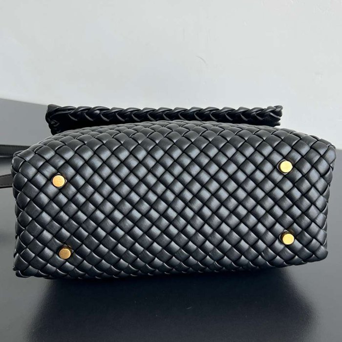 BV ショルダーバッグ レザー ハンドバッグ パッティ 19×26×11cm