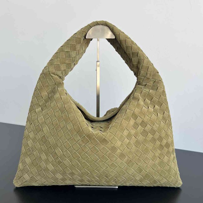 BV ショルダーバッグ レザー ハンドバッグ HOP 46×21×10cm BV ショルダーバッグ レザー ハンドバッグ HOP 46×21×10cm