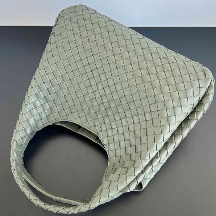 BV ショルダーバッグ レザー ハンドバッグ カンパーナ 39×25×18.5cm
