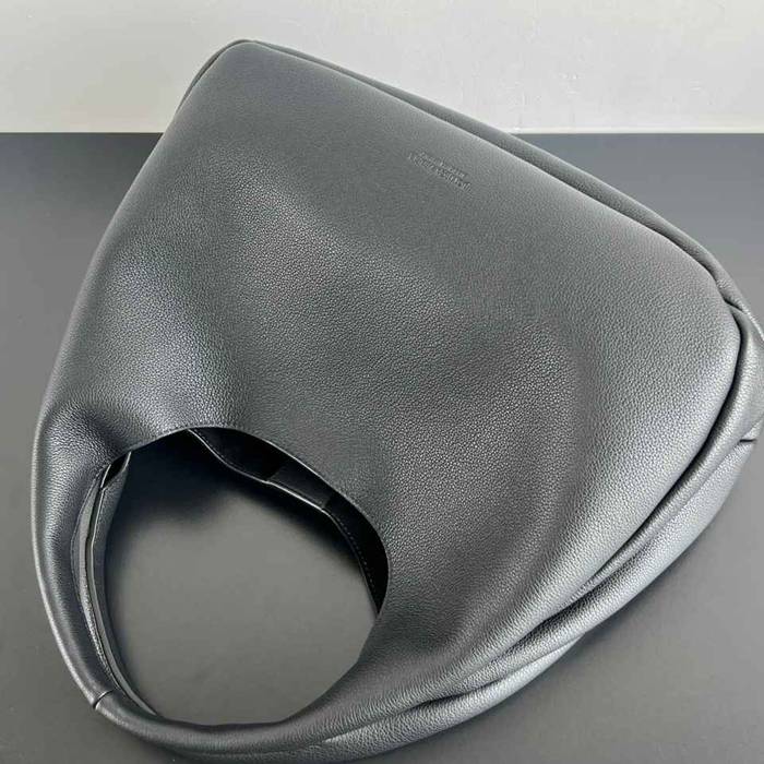 BV ショルダーバッグ レザー ハンドバッグ カンパーナ 39×24×18cm
