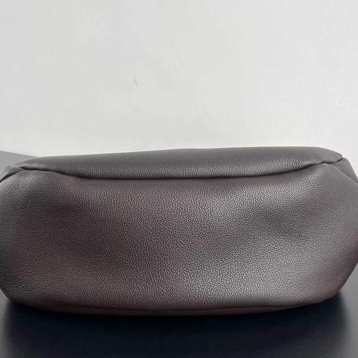BV ショルダーバッグ レザー ハンドバッグ カンパーナ 39×24×18cm