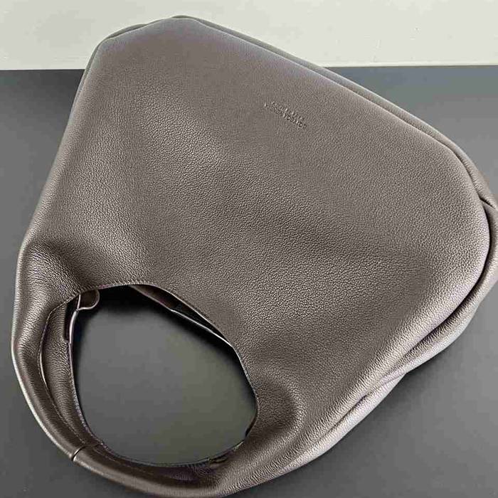 BV ショルダーバッグ レザー ハンドバッグ カンパーナ 39×24×18cm
