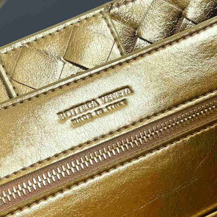 BV ショルダーバッグ レザー ハンドバッグ アンディアーモ 25×22×10.5cm