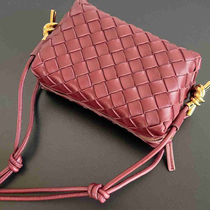 BV ショルダーバッグ レザー ハンドバッグ ループ 17×11×6cm