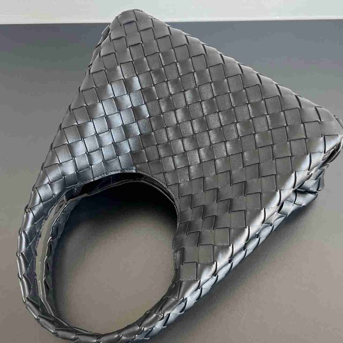 BV ショルダーバッグ レザー ハンドバッグ カンパーナ 28×16×15cm