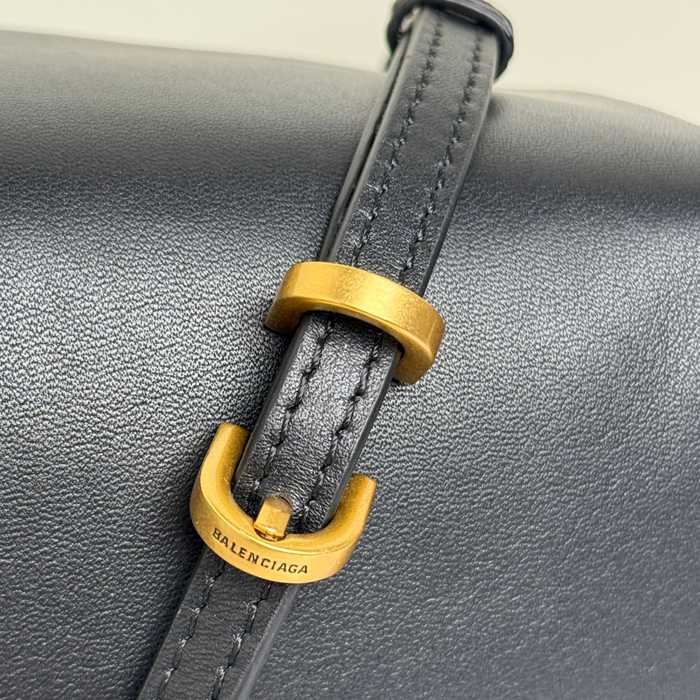 バレンシアガ ポーチ ロデオ 18×8.3×12.9cm