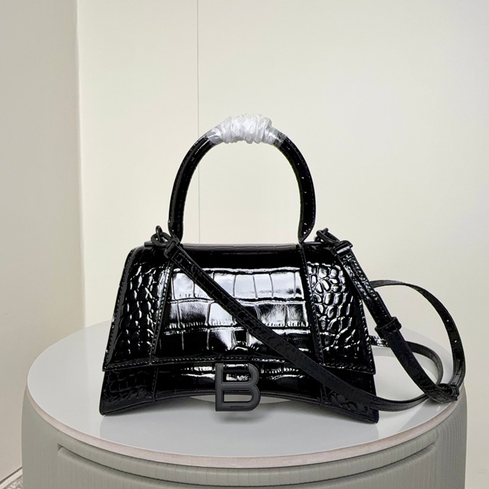 バレンシアガ ショルダーバッグ アワーグラス 23×10×24cm バレンシアガ ショルダーバッグ アワーグラス 23×10×24cm