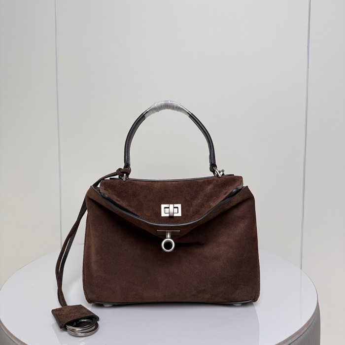 バレンシアガ ショルダーバッグ ロデオ 22×10×8cm バレンシアガ ショルダーバッグ ロデオ 22×10×8cm