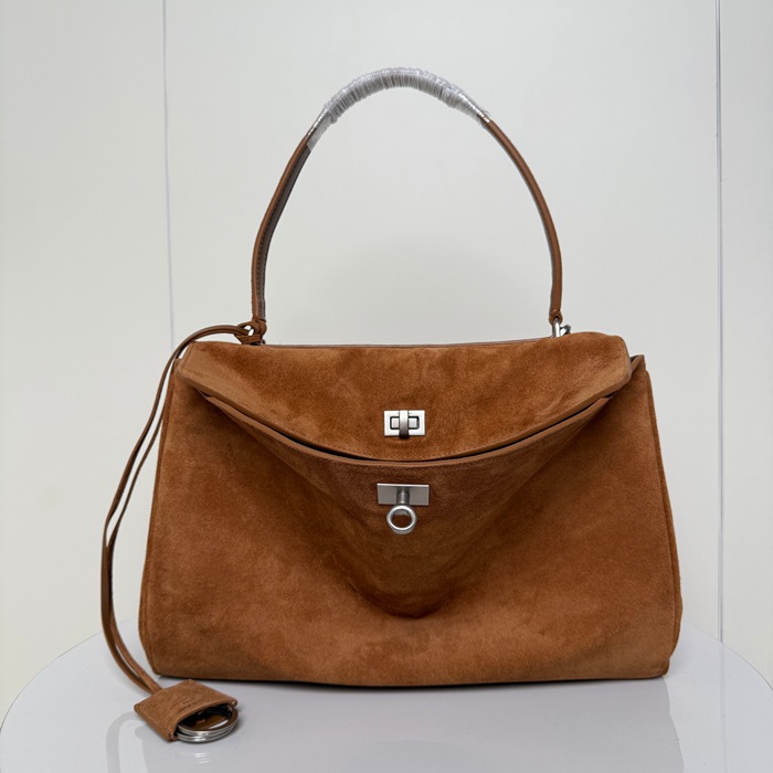 バレンシアガ ショルダーバッグ ロデオ 35×23.5×11cm バレンシアガ ショルダーバッグ ロデオ 35×23.5×11cm
