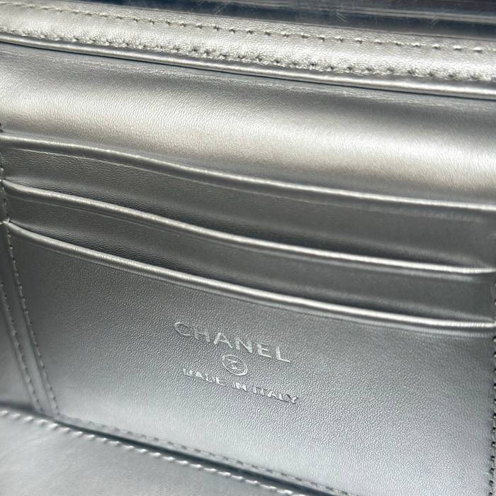 シャネル ポーチ 17×9.5×8cm