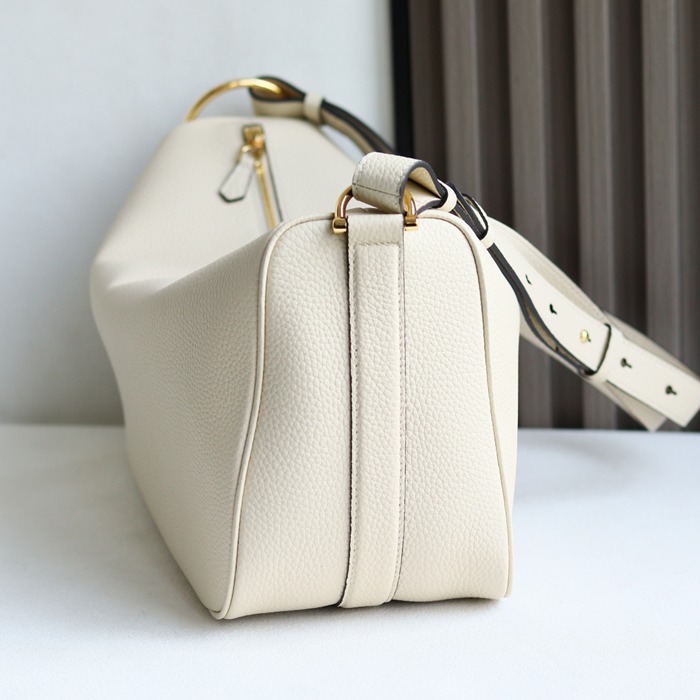 グッチ ショルダーバッグ ハーフホースビット 38×20×15cm