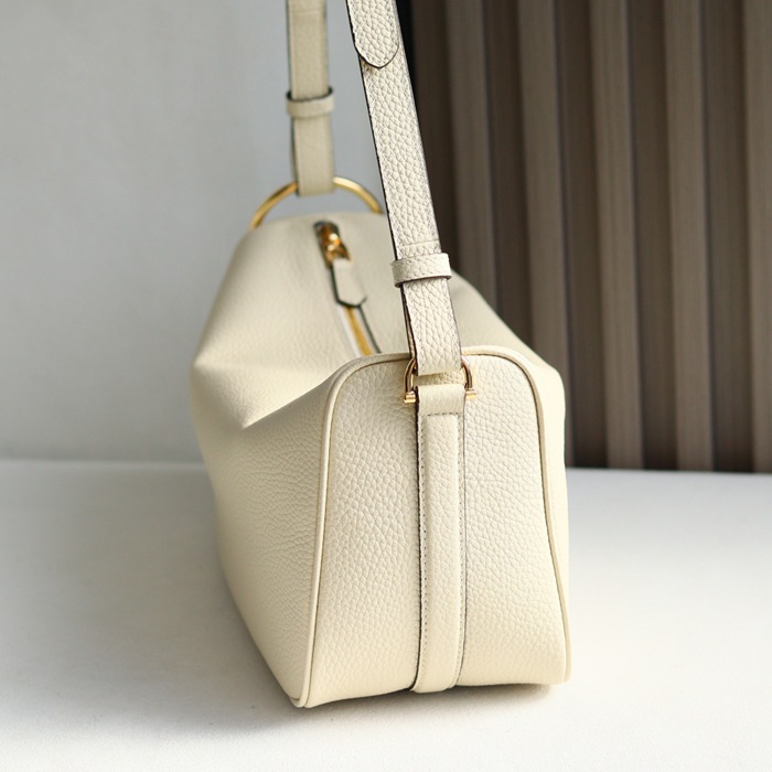 グッチ ショルダーバッグ ハーフホースビット 31.5×17×12cm