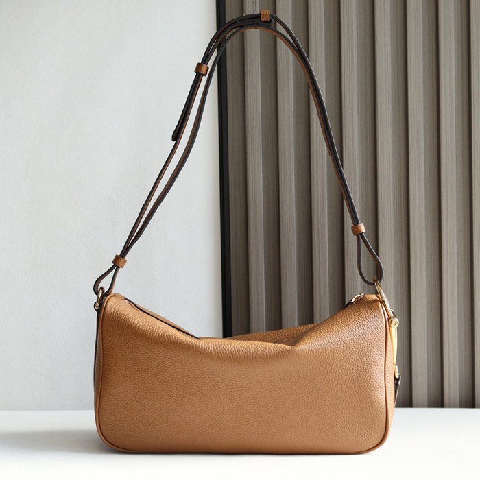 グッチ ショルダーバッグ ハーフホースビット 31.5×17×12cm