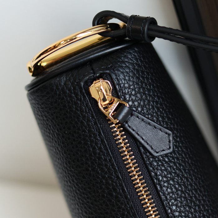 グッチ ショルダーバッグ ハーフホースビット 19×19.5×9cm