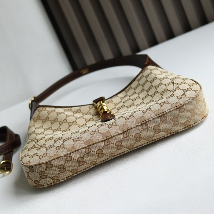 グッチ ショルダーバッグ 27×13×6cm