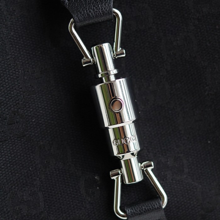 グッチ ショルダーバッグ 28×19×4.5cm