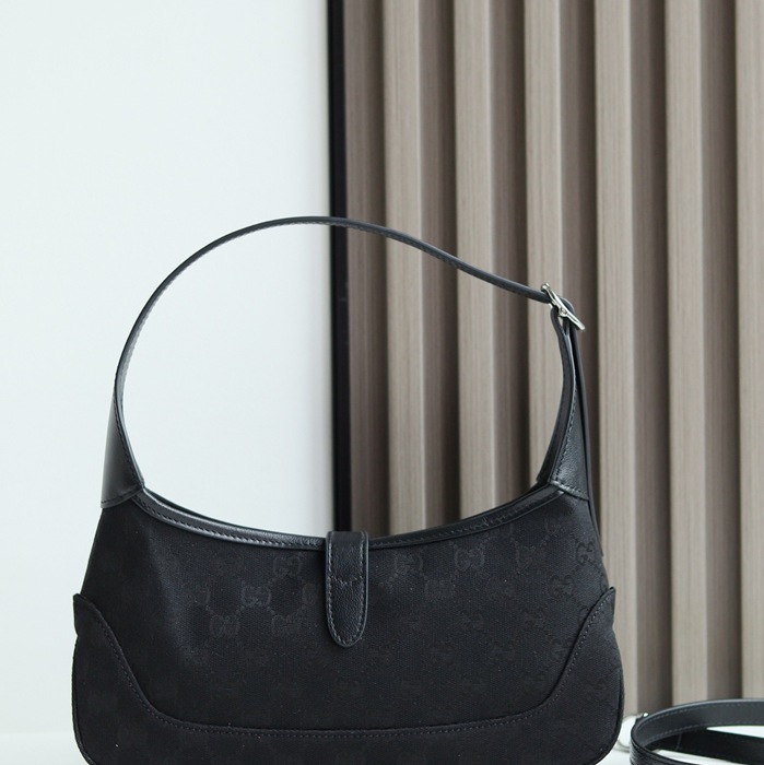 グッチ ショルダーバッグ 27×13×6cm