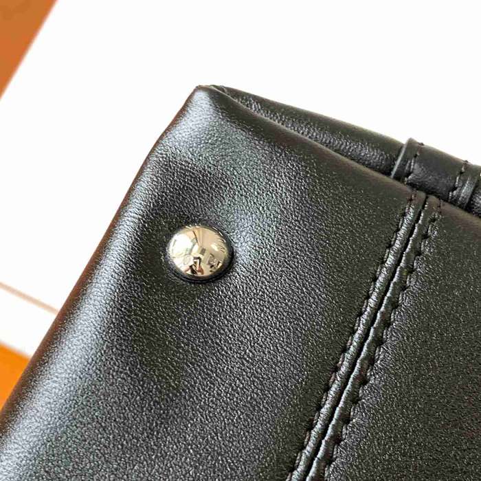 LV ショルダーバッグ 26×17×10cm
