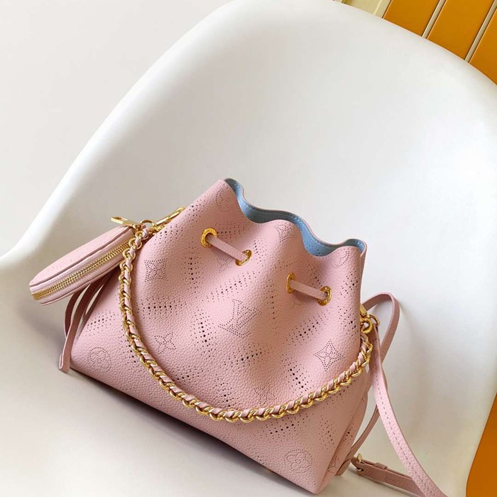 LV ショルダーバッグ ハンドバッグ ベラ 19×22×14cm LV ショルダーバッグ ハンドバッグ ベラ 19×22×14cm