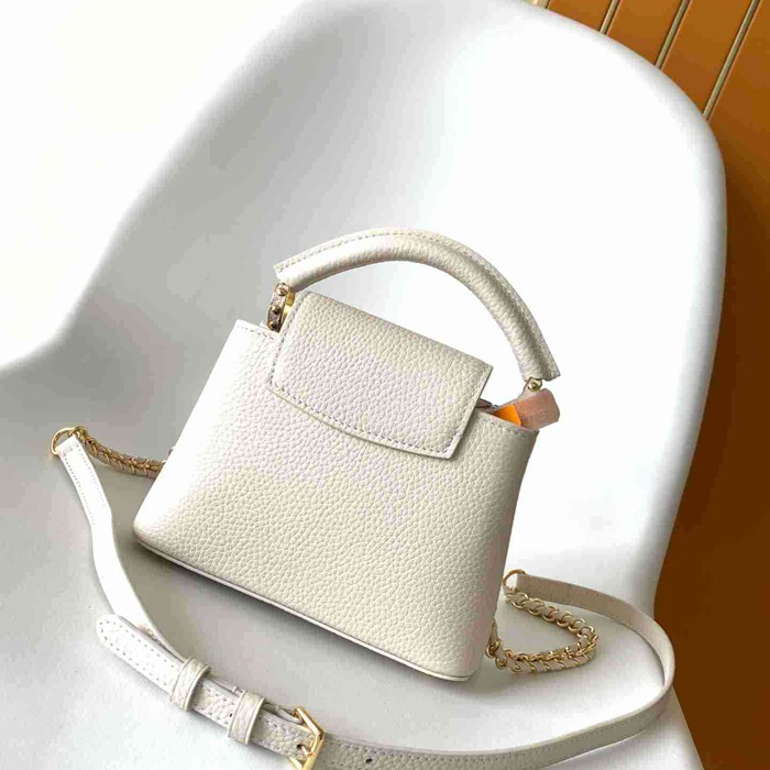 LV ハンドバッグ カプシーヌ 21×13.6×8cm