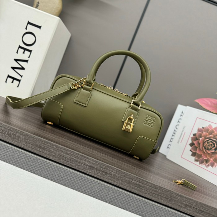 ロエベ ショルダーバッグ アマソナ 23×10×11cm