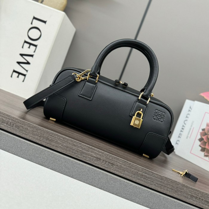 ロエベ ショルダーバッグ アマソナ 23×10×11cm